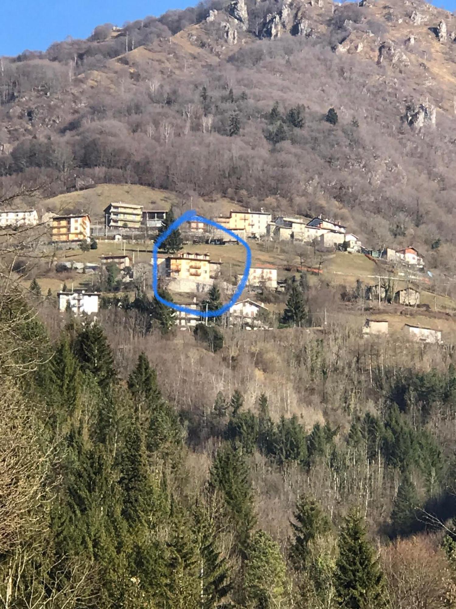 Casa Con Vista Appartement Costa di Serina Buitenkant foto